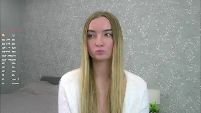 Snapshot of Marylandyy chatting on 11.08.25 Marylandyy online show from 11.08.25