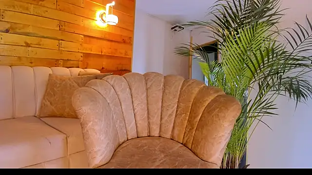 miss brenda  online show from 11.25.25