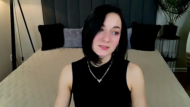 Snapshot of BaileeLynn chatting on 05.06.26 BaileeLynn online show from 05.06.26