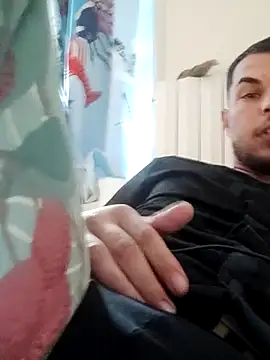 Snapshot of Alexszader36 chatting on 10.23.25 Alexszader36 online show from 10.23.25