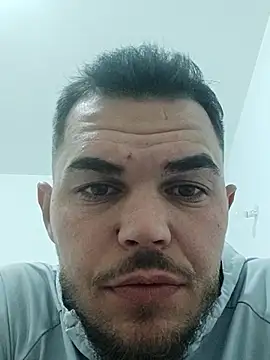 Snapshot of Alexszader36 chatting on 11.21.25 Alexszader36 online show from 11.21.25