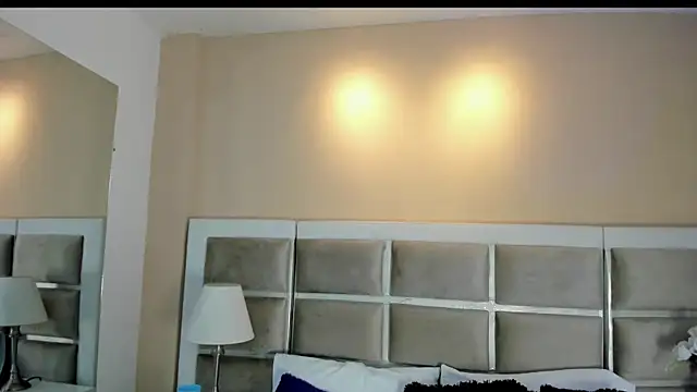 Snapshot of Adhara_adams18 chatting on 11.02.25 Adhara adams18 online show from 11.02.25