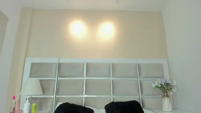 Snapshot of Adhara_adams18 chatting on 11.27.25 Adhara adams18 online show from 11.27.25