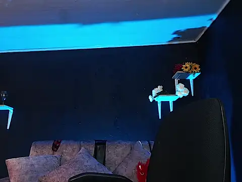 Liastark online show from 11.15.25