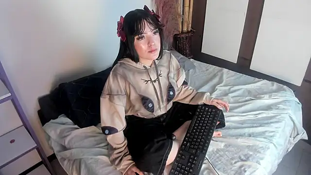 bubble  angel   online show from 01.09.26