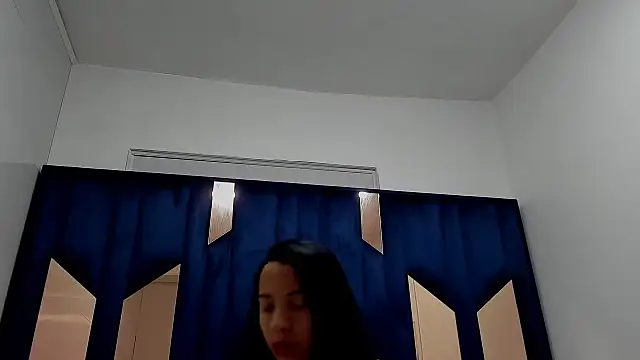 Snapshot of Perla_Jonhson_Rs chatting on 11.30.25 Perla Jonhson Rs online show from 11.30.25