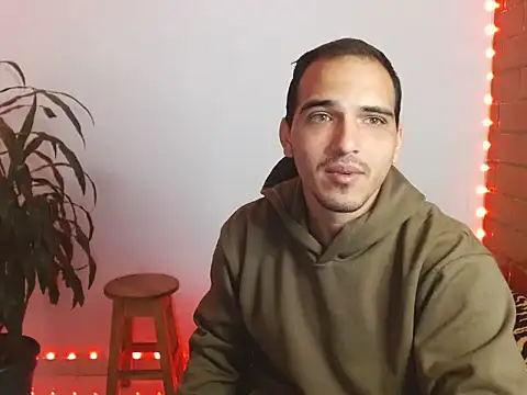 Maax3023 online show from 10.13.25