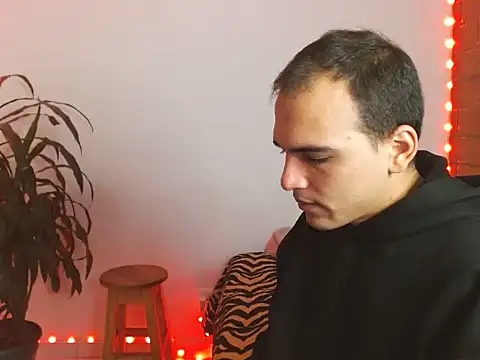 Maax3023 online show from 10.14.25