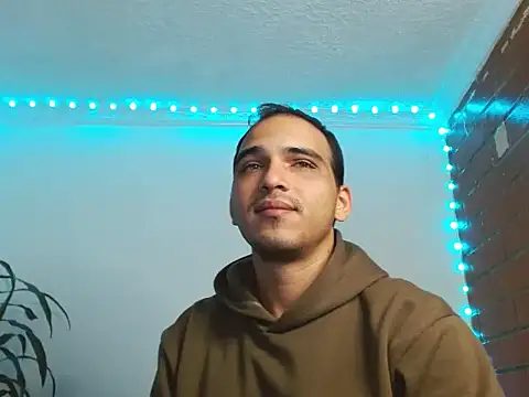 Maax3023 online show from 10.19.25