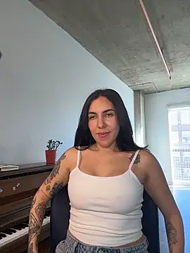 Lolathebaddie online show from 02.04.26