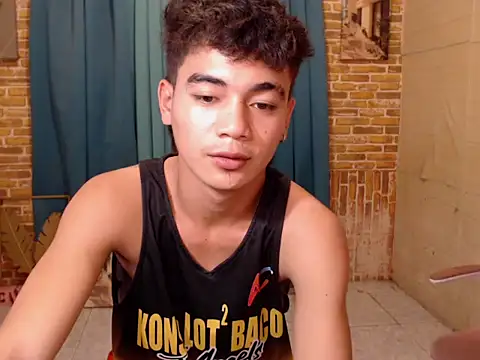 boy raphael online show from 10.31.25