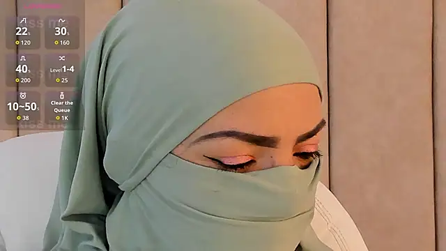  naylaa  online show from 11.27.25