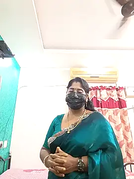 Snapshot of tamil-aunt chatting on 12.02.25 tamil-aunt online show from 12.02.25