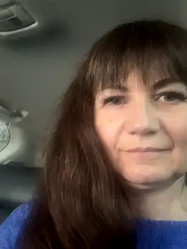 Snapshot of Butterfly8385 chatting on 11.09.25 Butterfly8385 online show from 11.09.25