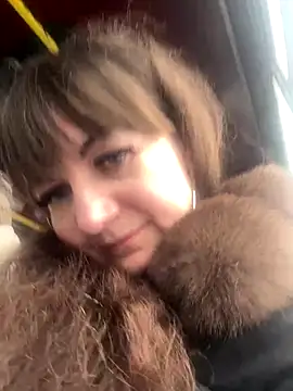 Snapshot of Butterfly8385 chatting on 11.22.25 Butterfly8385 online show from 11.22.25