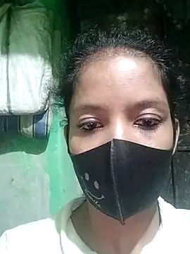 Snapshot of Jaanvi_G chatting on 11.04.25 Jaanvi G online show from 11.04.25