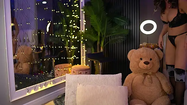 LuxenNoir online show from 01.11.26