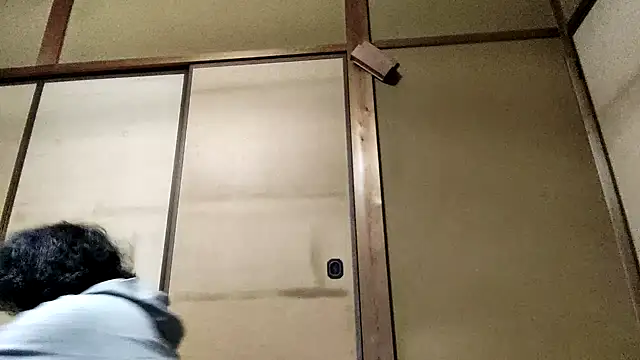 takatinko0721 online show from 10.18.25