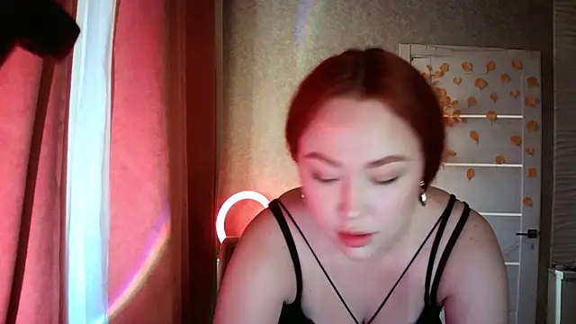 LolaMint  online show from 11.25.25