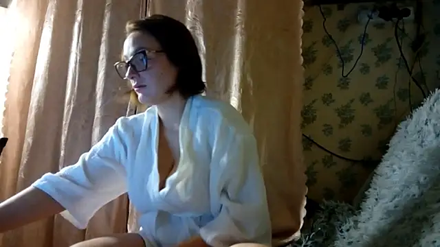 Snapshot of DiskedPolicy chatting on 12.16.25 DiskedPolicy online show from 12.16.25