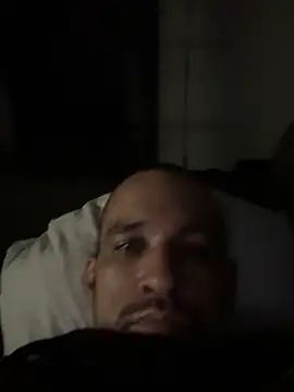 Snapshot of Pikachucums4u chatting on 11.05.25 Pikachucums4u online show from 11.05.25