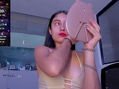 princesstina- online show from 11.12.25