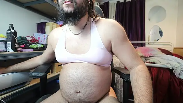 Snapshot of maddy_kinky chatting on 03.29.26 maddy kinky online show from 03.29.26