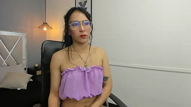 Maite black online show from 11.20.25