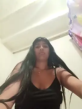 Snapshot of Briseida-White chatting on 10.13.25 Briseida-White online show from 10.13.25