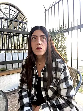 Snapshot of ElectraPink_ chatting on 01.07.26 ElectraPink online show from 01.07.26