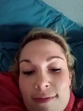 Snapshot of sexysiren93 chatting on 11.19.25 sexysiren93 online show from 11.19.25