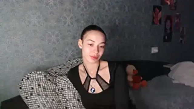 Daphne Darkthorn online show from 11.09.25