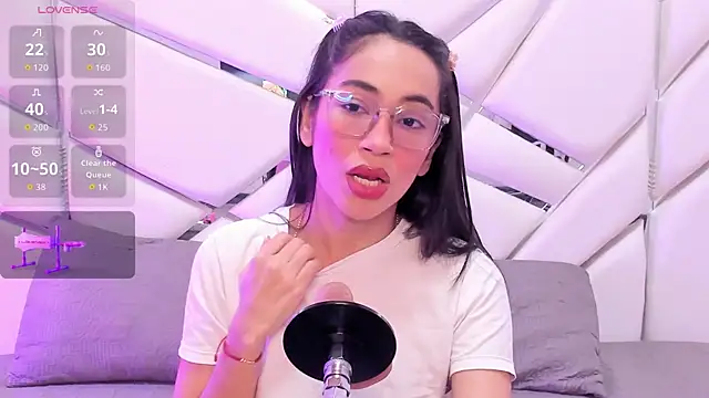 GabbiePrice online show from 05.18.26