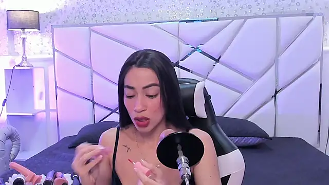 GabbiePrice online show from 05.23.26