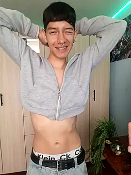 heyy noah11 online show from 11.06.25