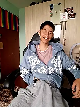 heyy noah11 online show from 01.06.26