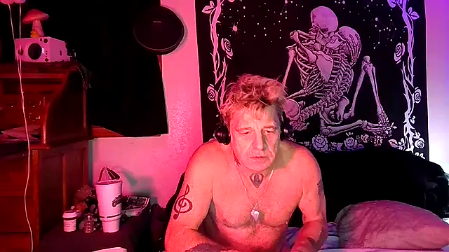 Snapshot of whitehole4bbc252 chatting on 04.21.26 whitehole4bbc252 online show from 04.21.26