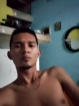 Snapshot of Rayangiss chatting on 01.19.26 Rayangiss online show from 01.19.26