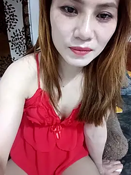 Snapshot of Labi2k chatting on 10.23.25 Labi2k online show from 10.23.25