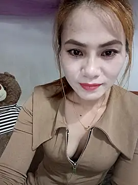 Snapshot of Labi2k chatting on 11.11.25 Labi2k online show from 11.11.25