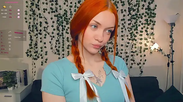 Foxy blush online show from 10.21.25