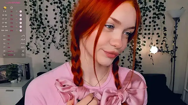 Foxy blush online show from 11.08.25