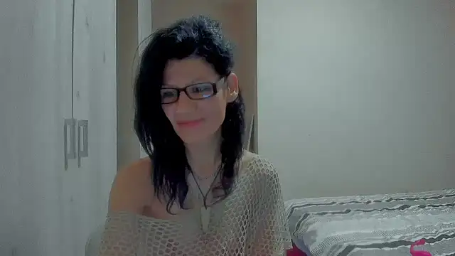 SweetSin40 online show from 12.15.25