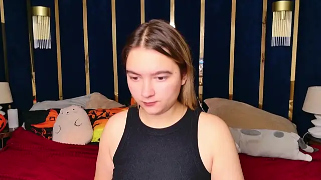 Snapshot of Dana_Beck chatting on 10.28.25 Dana Beck online show from 10.28.25