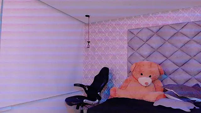 CARO ADAMS1 online show from 12.23.25