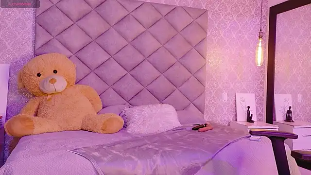 CARO ADAMS1 online show from 02.21.26