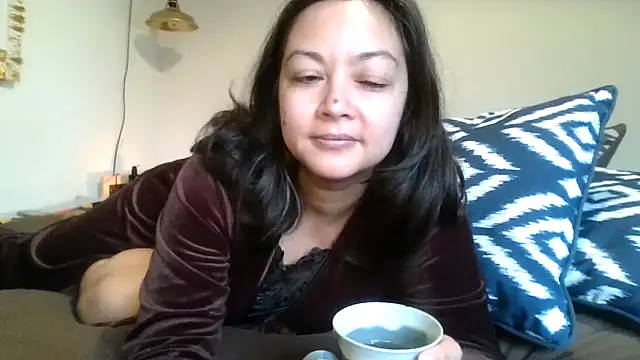 Snapshot of magical_jasmine chatting on 11.14.25 magical jasmine online show from 11.14.25