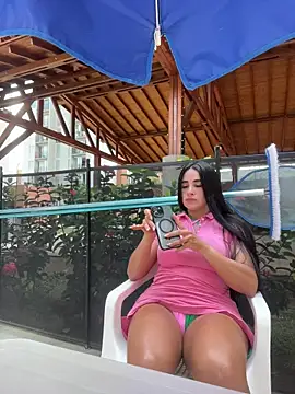 Snapshot of RoseSeductre chatting on 11.06.25 RoseSeductre online show from 11.06.25