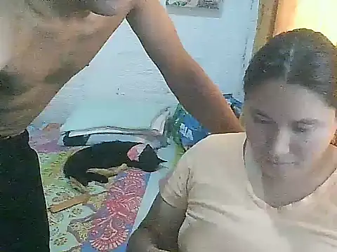 horny latin couple1 online show from 10.11.25