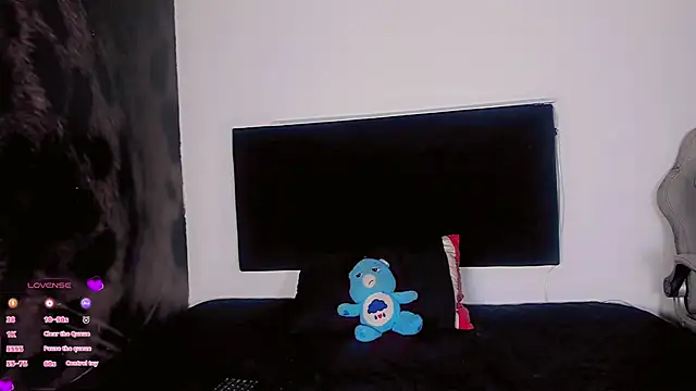 Snapshot of ANGEL_EVIL_S7 chatting on 10.26.25 ANGEL EVIL S7 online show from 10.26.25